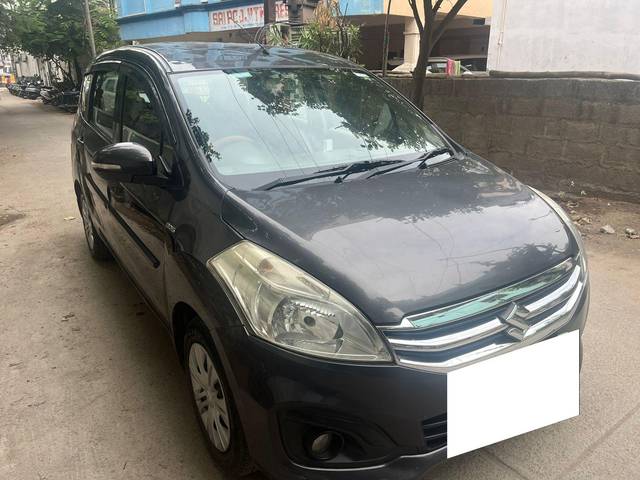 https://images10.gaadi.com/usedcar_image/3702828/original/processed_img2928190__used_car_2928190_1701751993.jpg?imwidth=6401