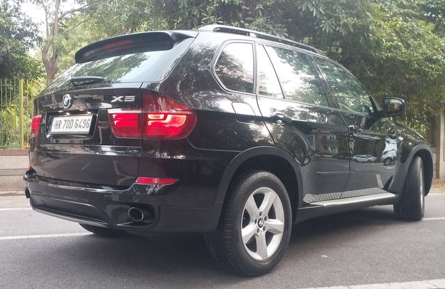 https://images10.gaadi.com/usedcar_image/3702841/original/img2928194__used_car_2928194_1701798031.jpg?imwidth=6402