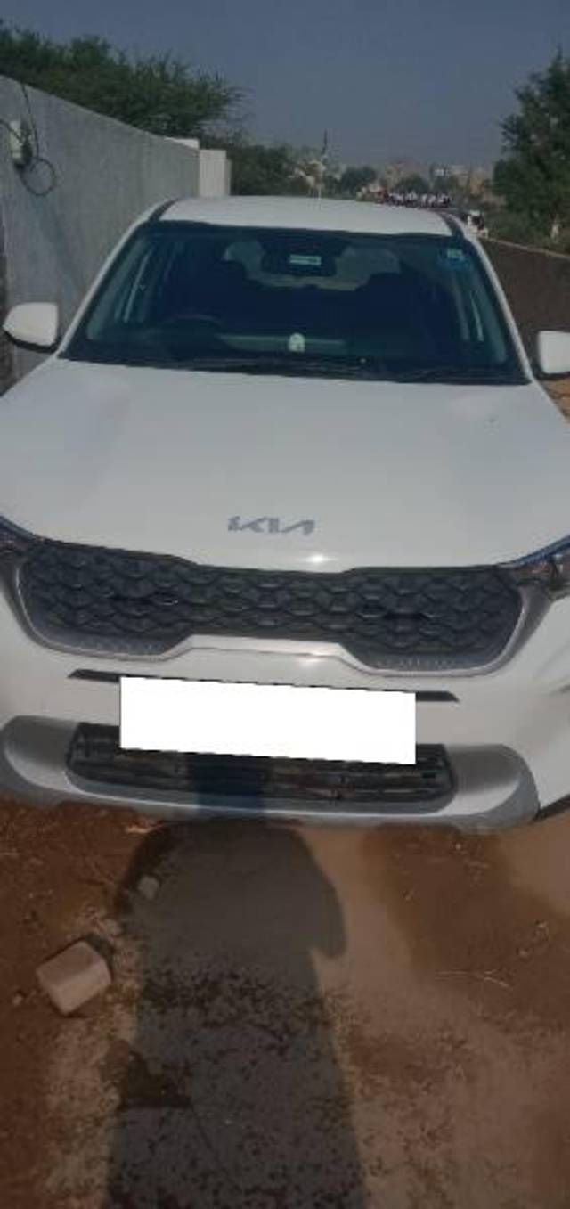 https://images10.gaadi.com/usedcar_image/3702856/original/processed_61e8daf0-dd90-4dc0-b73f-3a3bbf1993e1.jpg?imwidth=6400