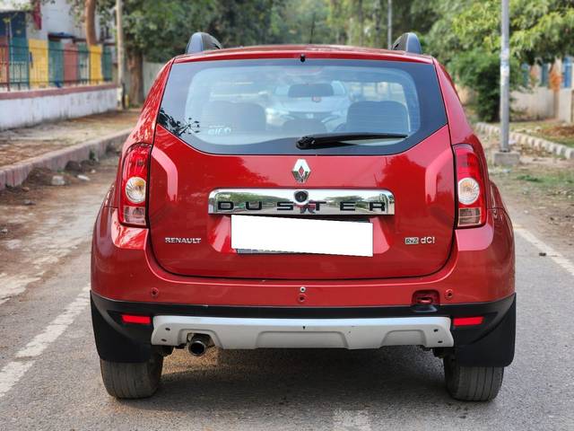 https://images10.gaadi.com/usedcar_image/3702915/original/processed_img2928217__used_car_2928217_1701755853.jpg?imwidth=6402