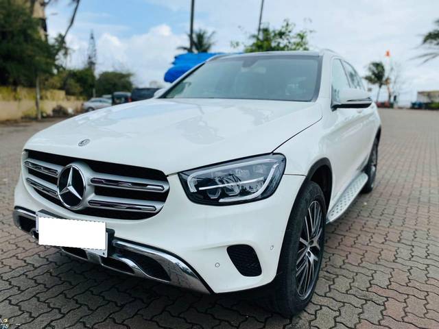 https://images10.gaadi.com/usedcar_image/3702963/original/processed_img2928243__used_car_2928243_1701757147.jpg?imwidth=6400