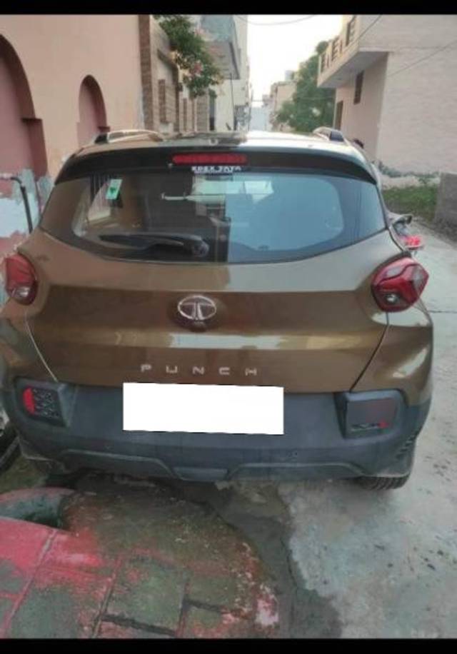 https://images10.gaadi.com/usedcar_image/3703029/original/processed_47dab5c6-3cfa-4eae-a581-4d5ef5ce3716.jpg?imwidth=6402