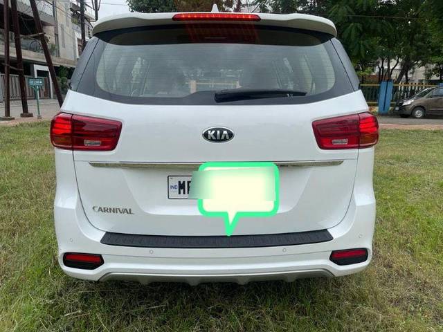 https://images10.gaadi.com/usedcar_image/3703041/original/processed_c1ae0797-acb9-4fec-9c08-0b8951c5b574.jpg?imwidth=6402