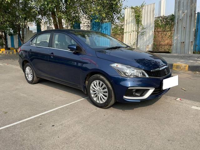 https://images10.gaadi.com/usedcar_image/3703058/original/processed_img2928293__usedcar_97f5fac4_7064_4653_88df_d3202a23c357_28281701760135_1701760167.jpg?imwidth=6400