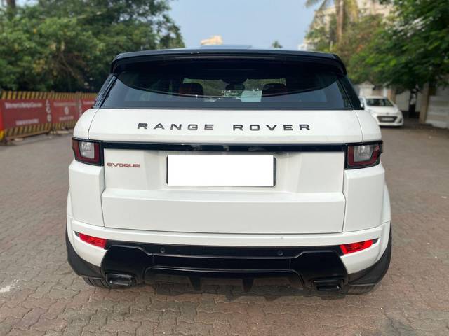 https://images10.gaadi.com/usedcar_image/3703115/original/processed_img2928325__used_car_2928325_1701761496.jpg?imwidth=6402