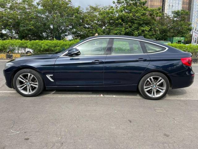 https://images10.gaadi.com/usedcar_image/3703174/original/processed_img2928358__usedcar_b7cef41e_308b_4496_b60d_a374764a2053_5731701763619_1701763630.jpg?imwidth=6402