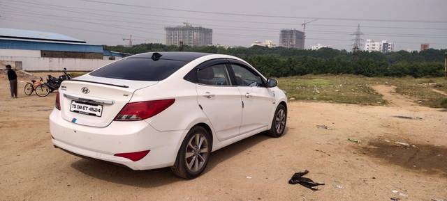https://images10.gaadi.com/usedcar_image/3703182/original/processed_img2928363__used_car_2928363_1701763894.jpg?imwidth=6402