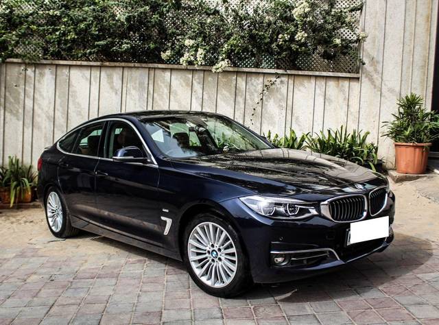 https://images10.gaadi.com/usedcar_image/3703183/original/processed_img2928364__usedcar_dbdf8e09_fe0f_461e_be8c_4a09085f0f20_5731701763860_1701763871.jpg?imwidth=6400