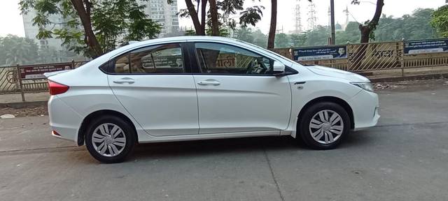 https://images10.gaadi.com/usedcar_image/3703193/original/processed_img2928370__usedcar_c5334feb_95b3_42f1_ae21_b4ad0acebf2f_5731701764008_1701764020.jpg?imwidth=6401