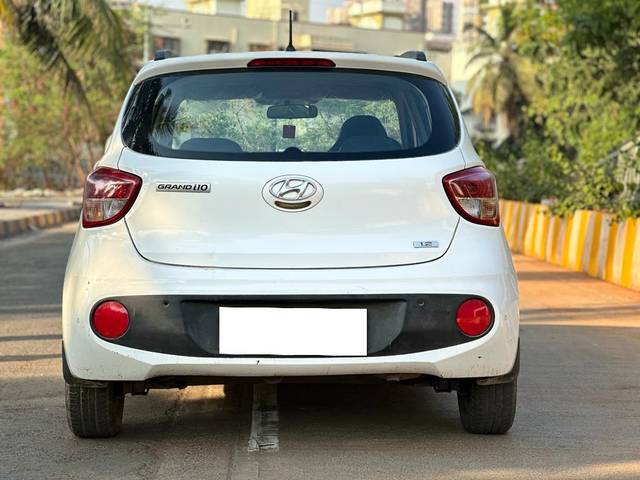 https://images10.gaadi.com/usedcar_image/3703203/original/processed_img2928378__usedcar_6914b2a7_7f12_4ea9_9e28_780337d03962_5731701764233_1701764266.jpg?imwidth=6401