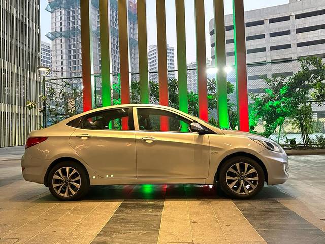 https://images10.gaadi.com/usedcar_image/3703316/original/img2928445__usedcar_d7e73501_4ffc_4543_97c0_ec74c8633eb9_5731701767109_1701767139.jpg?imwidth=6401
