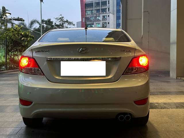 https://images10.gaadi.com/usedcar_image/3703316/original/processed_img2928445__usedcar_1192a87d_b3b4_470e_97c6_2097f7054328_5731701767109_1701767138.jpg?imwidth=6402