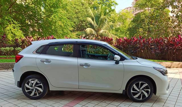https://images10.gaadi.com/usedcar_image/3703394/original/img2928498__used_car_2928498_1702291344.jpg?imwidth=6401