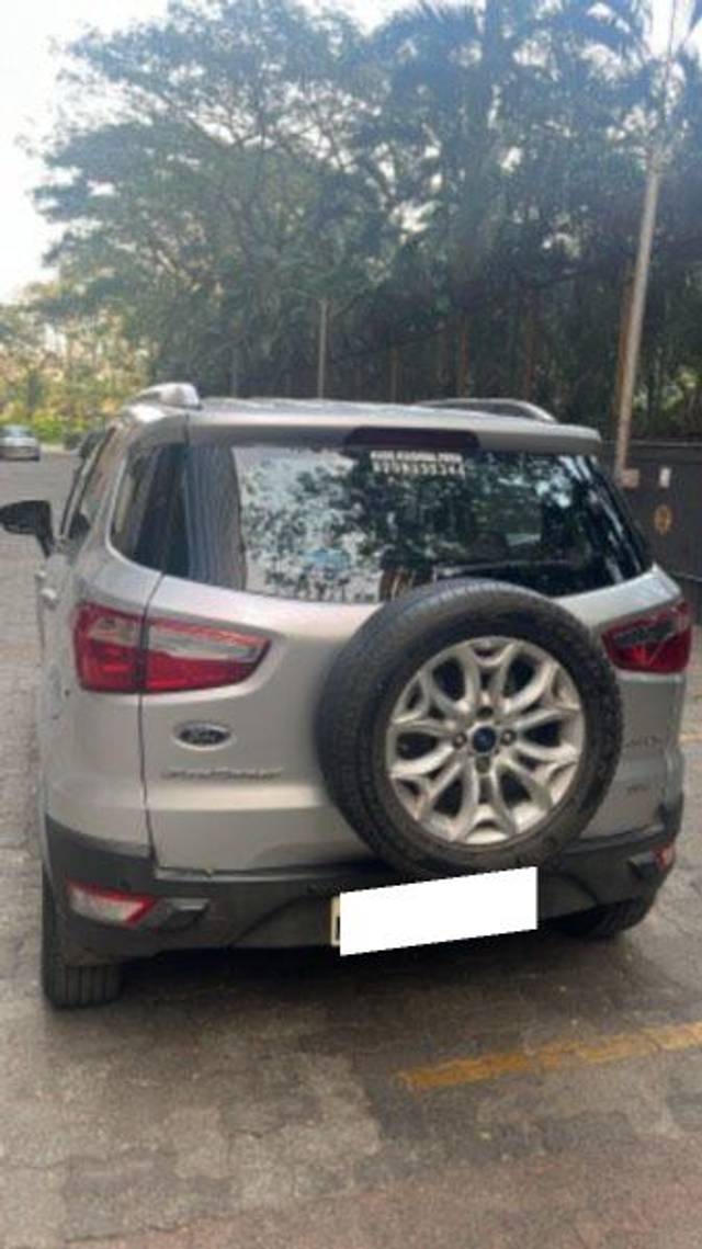 https://images10.gaadi.com/usedcar_image/3703448/original/processed_170d05d3-dc9b-41e4-a1d0-dbe932916e42.jpeg?imwidth=6402