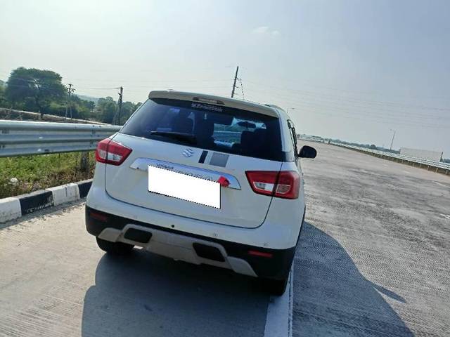 https://images10.gaadi.com/usedcar_image/3703470/original/processed_4ad7a06e-4b64-4bf7-8498-81e4405599f6.jpg?imwidth=6401