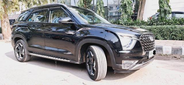 https://images10.gaadi.com/usedcar_image/3703472/original/processed_img2928548__used_car_2928548_1701771964.jpg?imwidth=6400