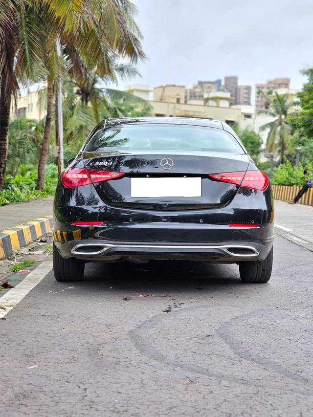 https://images10.gaadi.com/usedcar_image/3703544/original/processed_img2928587__usedcar_f52f0103_10d3_409e_b293_dac815980f92_5731701773102_1701773268.jpg?imwidth=6402