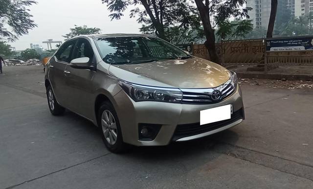 https://images10.gaadi.com/usedcar_image/3703611/original/processed_img2928613__usedcar_4150abab_7113_4fdb_b638_09d7bd34dca7_5731701775287_1701775301.jpg?imwidth=6400