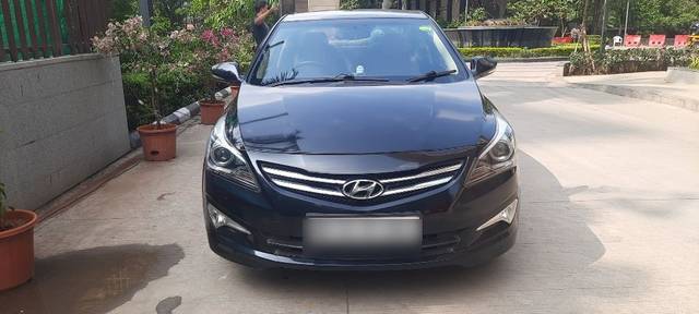 https://images10.gaadi.com/usedcar_image/3703637/original/28__VCC_1824943_94_1701167591.jpg?imwidth=6400