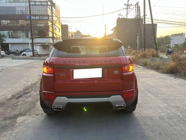 https://images10.gaadi.com/usedcar_image/3703661/original/processed_img2928645__used_car_2928645_1701776421.jpg?imwidth=6402