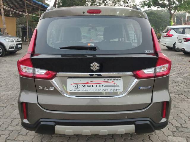 https://images10.gaadi.com/usedcar_image/3703671/original/processed_img2928647__usedcar_whatsappimage2023_12_05at64414pm_2928647_1701783253.jpeg?imwidth=6402
