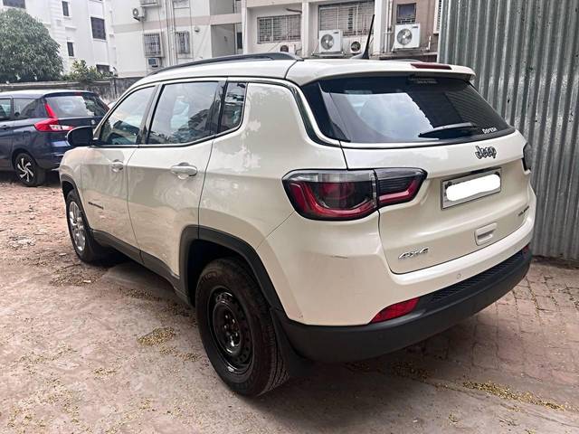 https://images10.gaadi.com/usedcar_image/3703695/original/processed_img2928661__used_car_2928661_1701777618.jpg?imwidth=6402