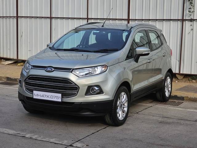 https://images10.gaadi.com/usedcar_image/3703762/original/img2928692__used_car_2928692_1701782663.jpg?imwidth=6402