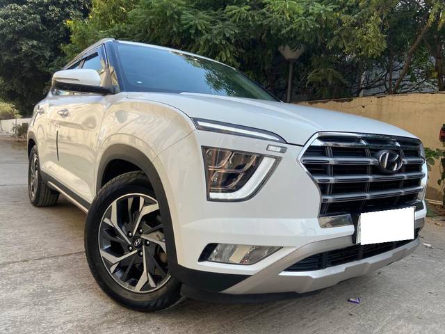 https://images10.gaadi.com/usedcar_image/3703826/original/processed_img2928725__used_car_2928725_1701782005.jpg?imwidth=6401
