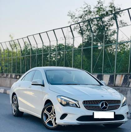 Mercedes-Benz CLA 200 CGI Sport Mercedes-Benz CLA 200 CGI Sport