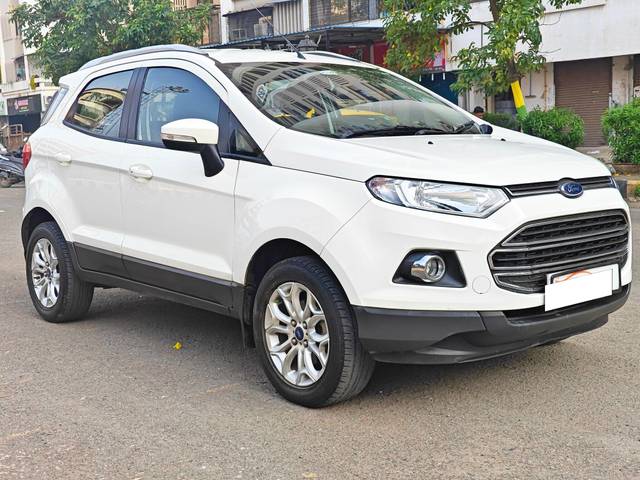 https://images10.gaadi.com/usedcar_image/3703850/original/processed_img2928737__used_car_2928737_1701782622.jpg?imwidth=6400