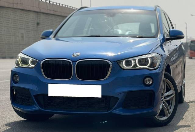 https://images10.gaadi.com/usedcar_image/3703856/original/processed_img2928739__used_car_2928739_1701783934.jpg?imwidth=6402