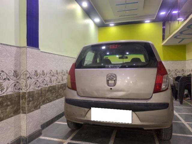https://images10.gaadi.com/usedcar_image/3703863/original/processed_cd9da13d-2d0d-4202-86ac-fa2c7f6e577c.jpeg?imwidth=6400