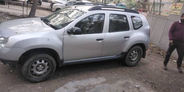 https://images10.gaadi.com/usedcar_image/3703873/original/28__VCC_IMG_1701169508676_1825131_95_1701169821.jpg?imwidth=6402