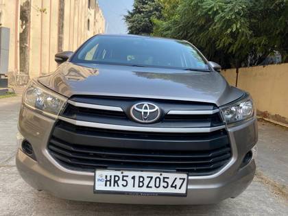 Toyota Innova Crysta 2.7 GX AT 8S BSIV Toyota Innova Crysta 2.7 GX AT 8S BSIV