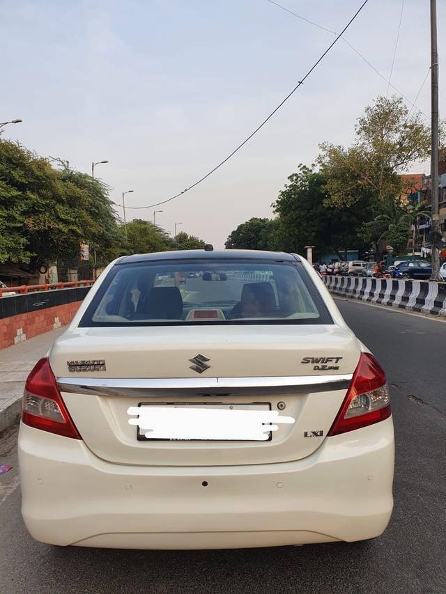 https://images10.gaadi.com/usedcar_image/3703972/original/processed_img2928788__used_car_2928788_1701786139.jpg?imwidth=6401