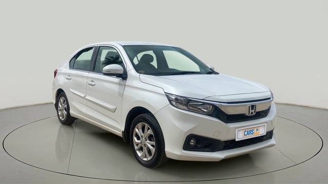 https://images10.gaadi.com/usedcar_image/3704074/original/slot__1-7-Exterior-10217759760-91d650952bb746669c9c4a99b7f6246c-Exterior-7.jpg?imwidth=6400