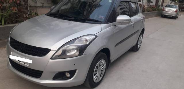https://images10.gaadi.com/usedcar_image/3704176/original/processed_img2928826__used_car_2928826_1701795985.jpg?imwidth=6400