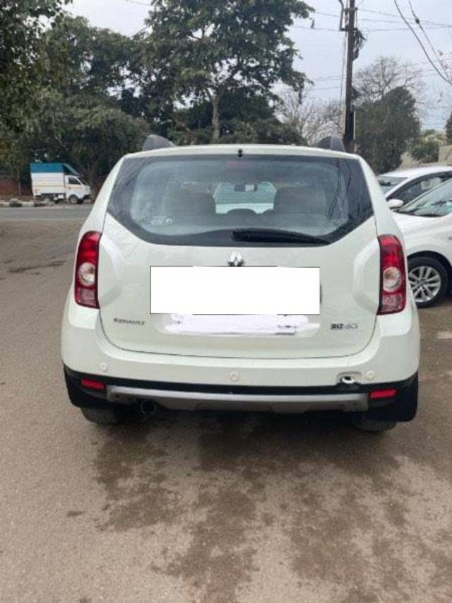 https://images10.gaadi.com/usedcar_image/3704177/original/processed_60999bfa-8292-45d4-8d96-ea667e6747f4.jpeg?imwidth=6401