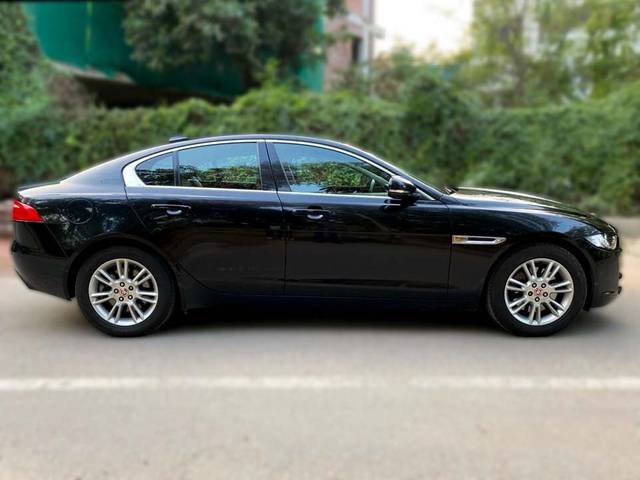 https://images10.gaadi.com/usedcar_image/3704190/original/img2928828__used_car_2928828_1701796671.jpg?imwidth=6401
