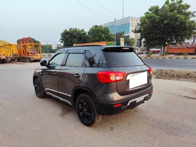 https://images10.gaadi.com/usedcar_image/3704386/original/processed_50ed26c0-e66f-4a50-a31f-881e8c614fb5.jpg?imwidth=6400