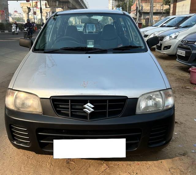 https://images10.gaadi.com/usedcar_image/3704478/original/processed_img2928865__used_car_2928865_1701839338.jpg?imwidth=6402