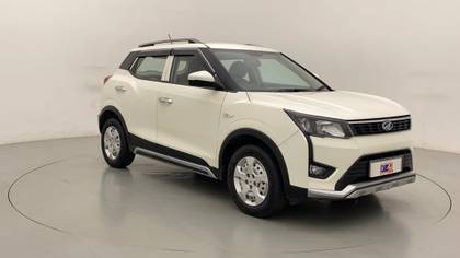 Mahindra XUV300 W4 Diesel BSIV Mahindra XUV300 W4 Diesel BSIV