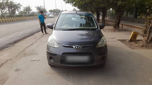 https://images10.gaadi.com/usedcar_image/3704625/original/29__VCC_1825302_94_1701236733.jpg?imwidth=6400