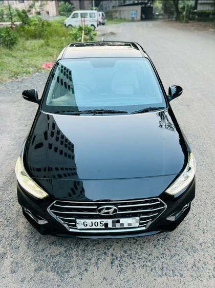 Hyundai Verna CRDi 1.6 AT SX Plus Hyundai Verna CRDi 1.6 AT SX Plus