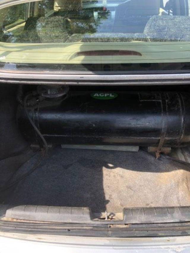 https://images10.gaadi.com/usedcar_image/3704752/original/processed_2c21d27d-4fa5-480d-876b-a74505ee69ff.jpeg?imwidth=6402
