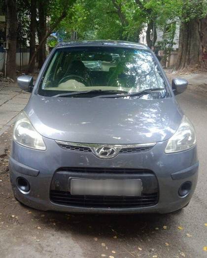 Hyundai i10 Sportz AT Hyundai i10 Sportz AT