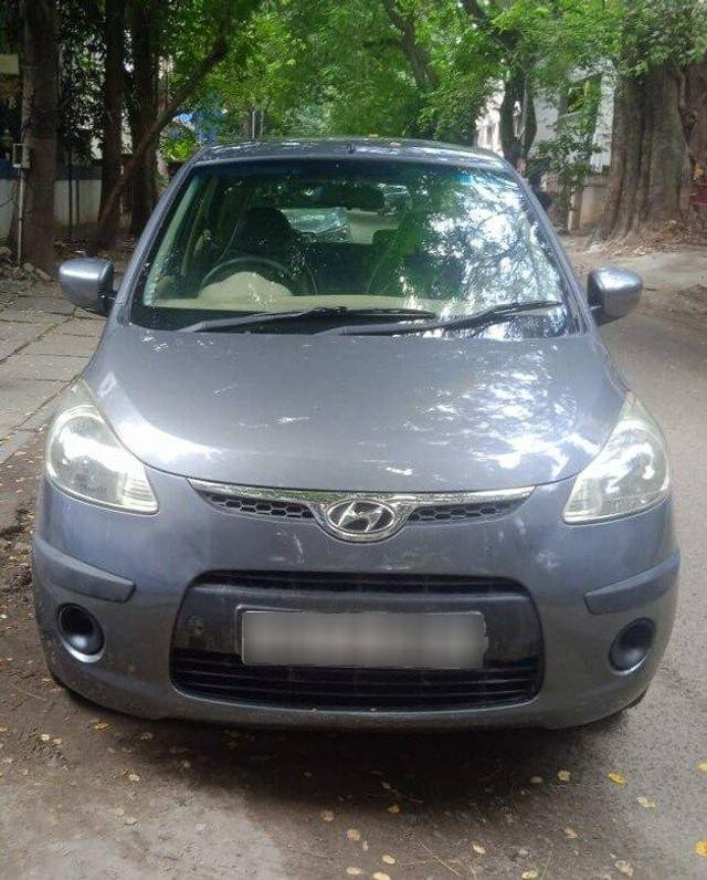 https://images10.gaadi.com/usedcar_image/3704766/original/processed_img2929002__used_car_2929002_1701847859.jpg?imwidth=6400