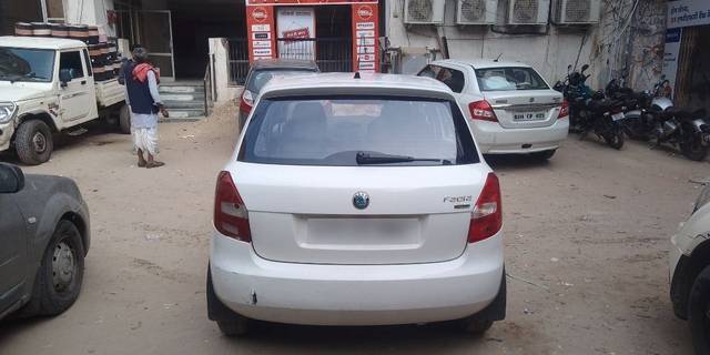 https://images10.gaadi.com/usedcar_image/3704768/original/29__VCC_1825311_96_1701239538.jpg?imwidth=6402