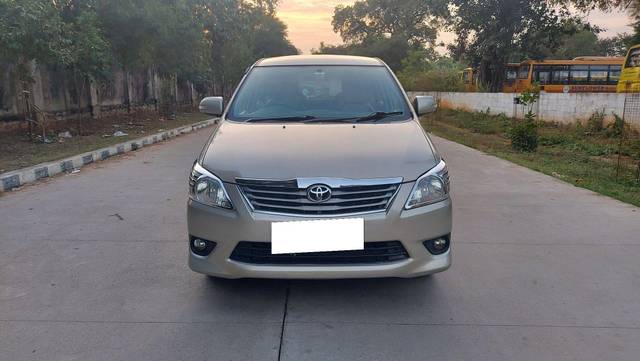 https://images10.gaadi.com/usedcar_image/3704791/original/processed_img2929018__used_car_2929018_1701848338.jpg?imwidth=6400