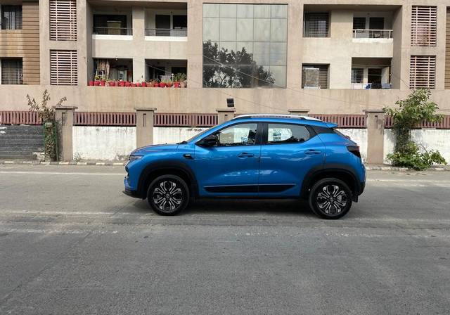 https://images10.gaadi.com/usedcar_image/3704797/original/processed_img2929022__used_car_2929022_1701848477.jpg?imwidth=6401